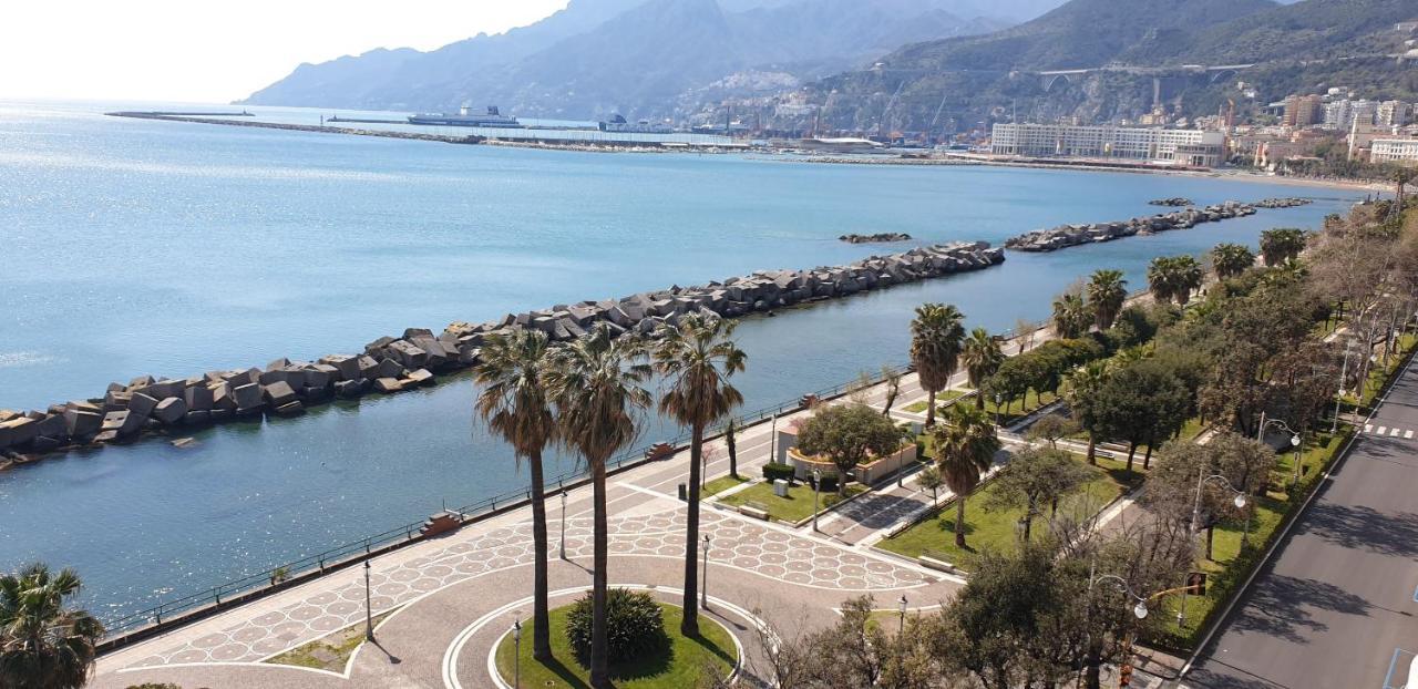 Bed and Breakfast Attico 195 Salerno Exterior foto